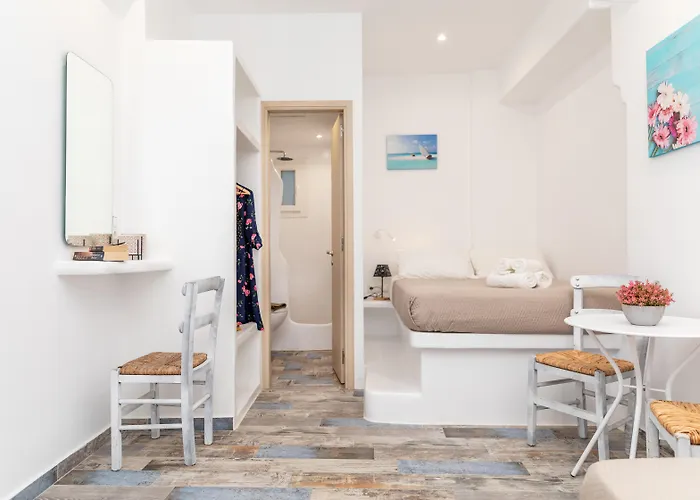 Depis Luxury Apartment Naxos City